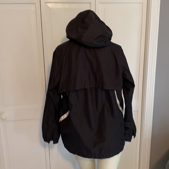 Nike Jacket - Picture 4 of 11